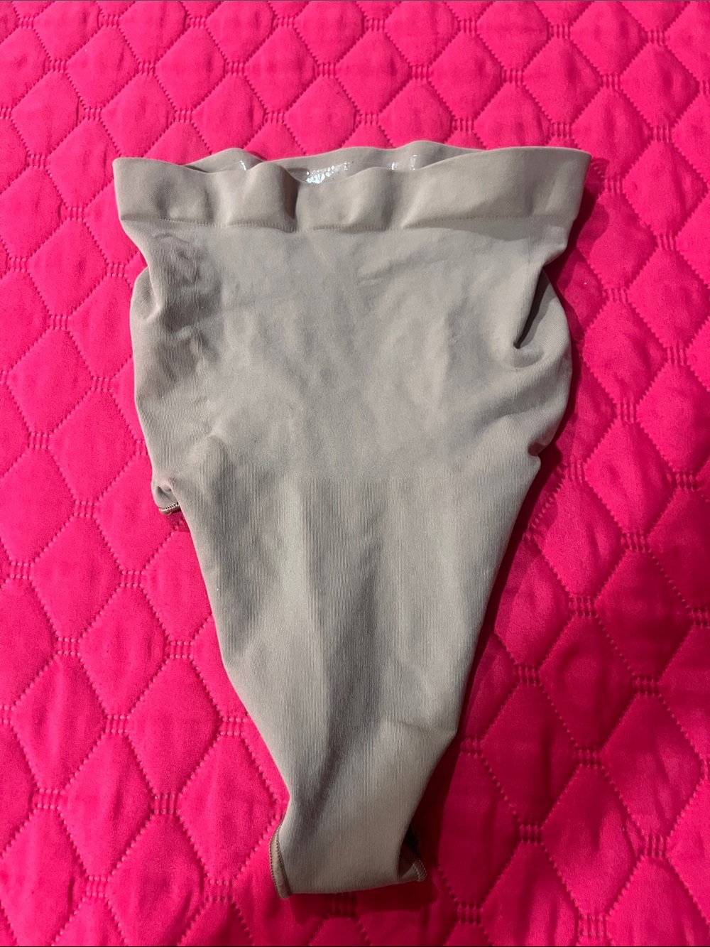 SKIMS High-Waist Shapewear Thong in Taupe NWOT
